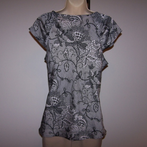 Worthington Ruffled Blouse Size Large - Picture 3 of 3